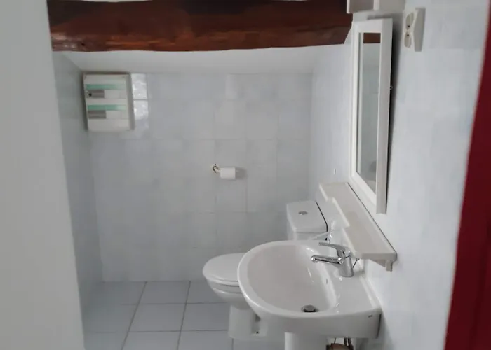 Сasa de vacaciones 80 M2 Au Calme Et 20 Mn De La Landeronde