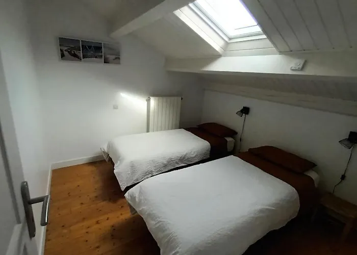 80 M2 Au Calme Et 20 Mn De La Сasa de vacaciones Landeronde